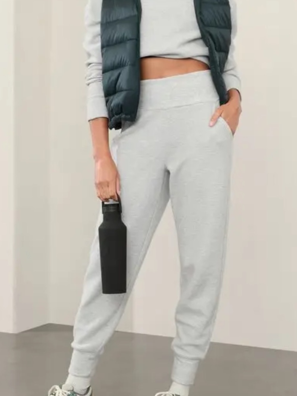 Athleta Coaster luxe Light Gray Waffle Knit Jogger Pants size XL